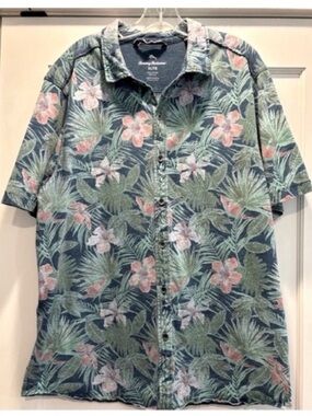 Tommy Bahama Mens XL Tropical Short Sleeve Button Front Shirt Blue Pink Green